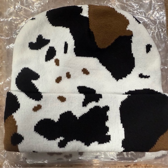 New In Bag Lot Of 3 Carharrt Camo Brown Black White Beanies Great Stocking Stuff - Picture 4 of 8